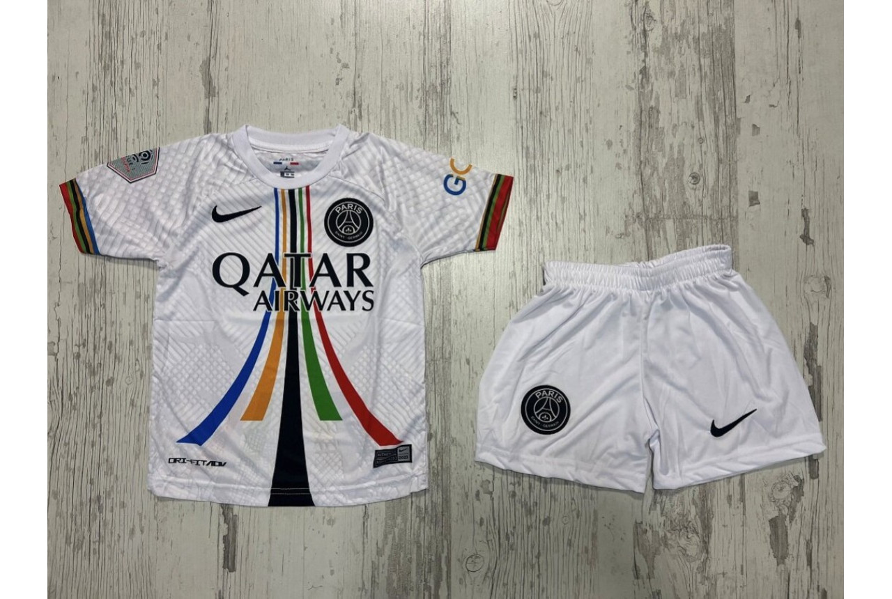 8007 Детски футболен комплект Paris Saint Germain MBAPPE 7